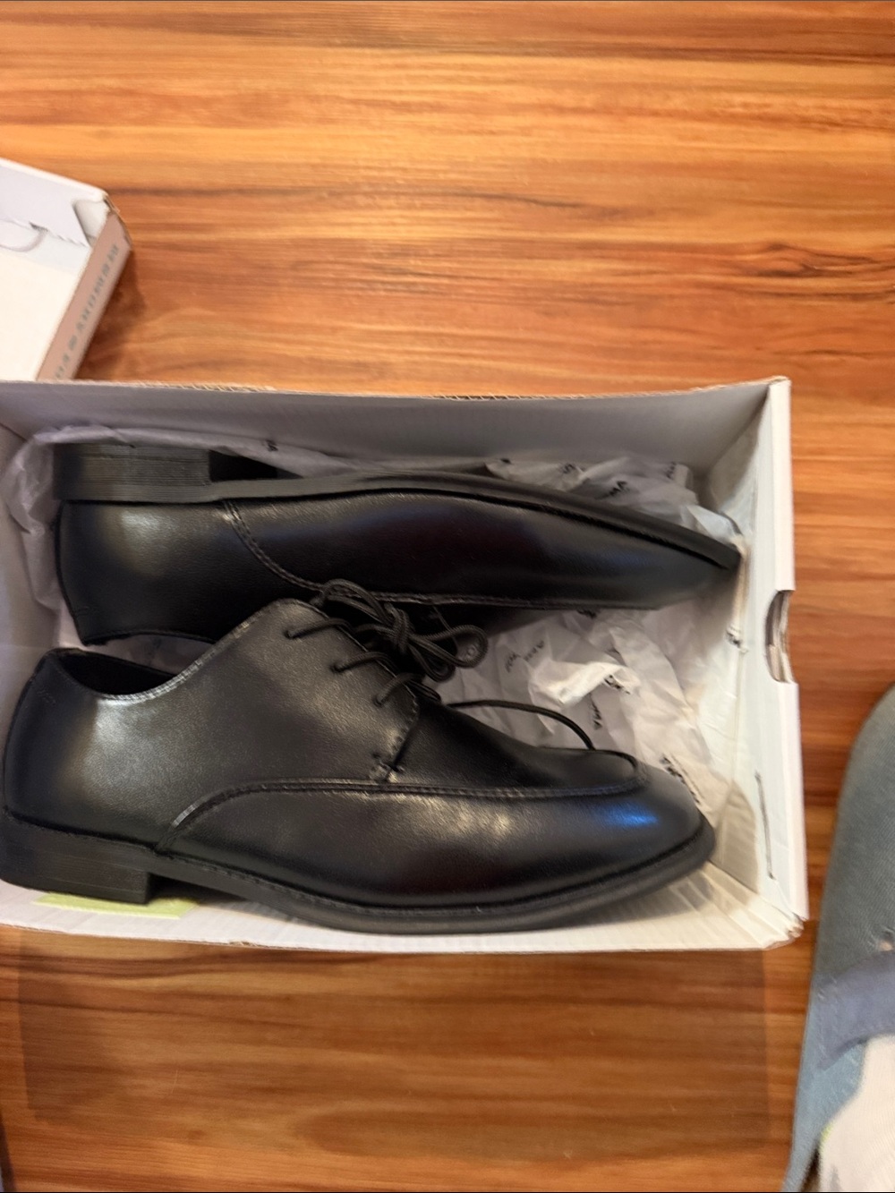 BAMBOO Black Lace-Up Derby Oxfords